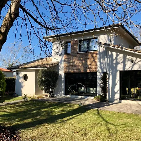 Le Maobi - T2 Au Calme Jardin & Parking, 15 Min Bordeaux * Tresses