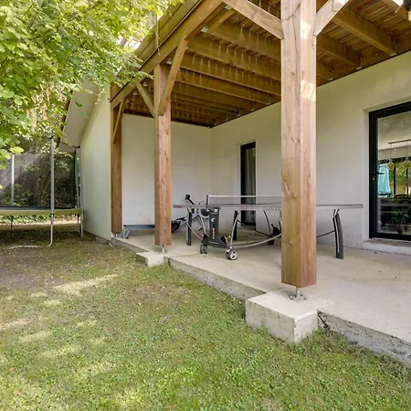 T2 Au Calme Jardin & Parking, 15 Min Bordeaux