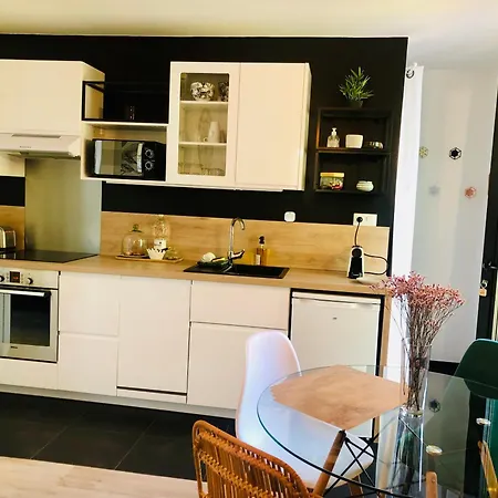 Le Maobi - T2 Au Calme Jardin & Parking, 15 Min Bordeaux